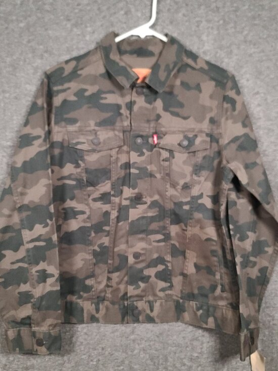 Levi's Other - NWT Levi's Youth Camo Jacket Size X-Large 13-15 Years